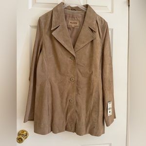 SOLD…On another Platform! Wilsons Genuine Leather Suede Tan Women Jacket Size L